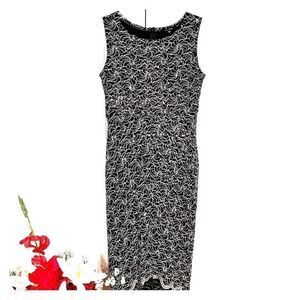 BLACK & SILVER DRESS METALLIC SLEEVELESS SIZE 4